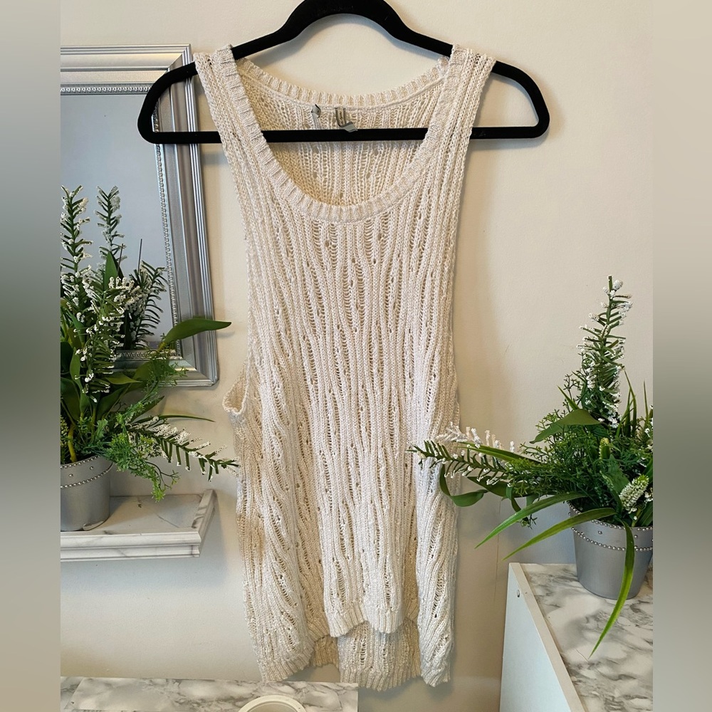 Guess crochet top